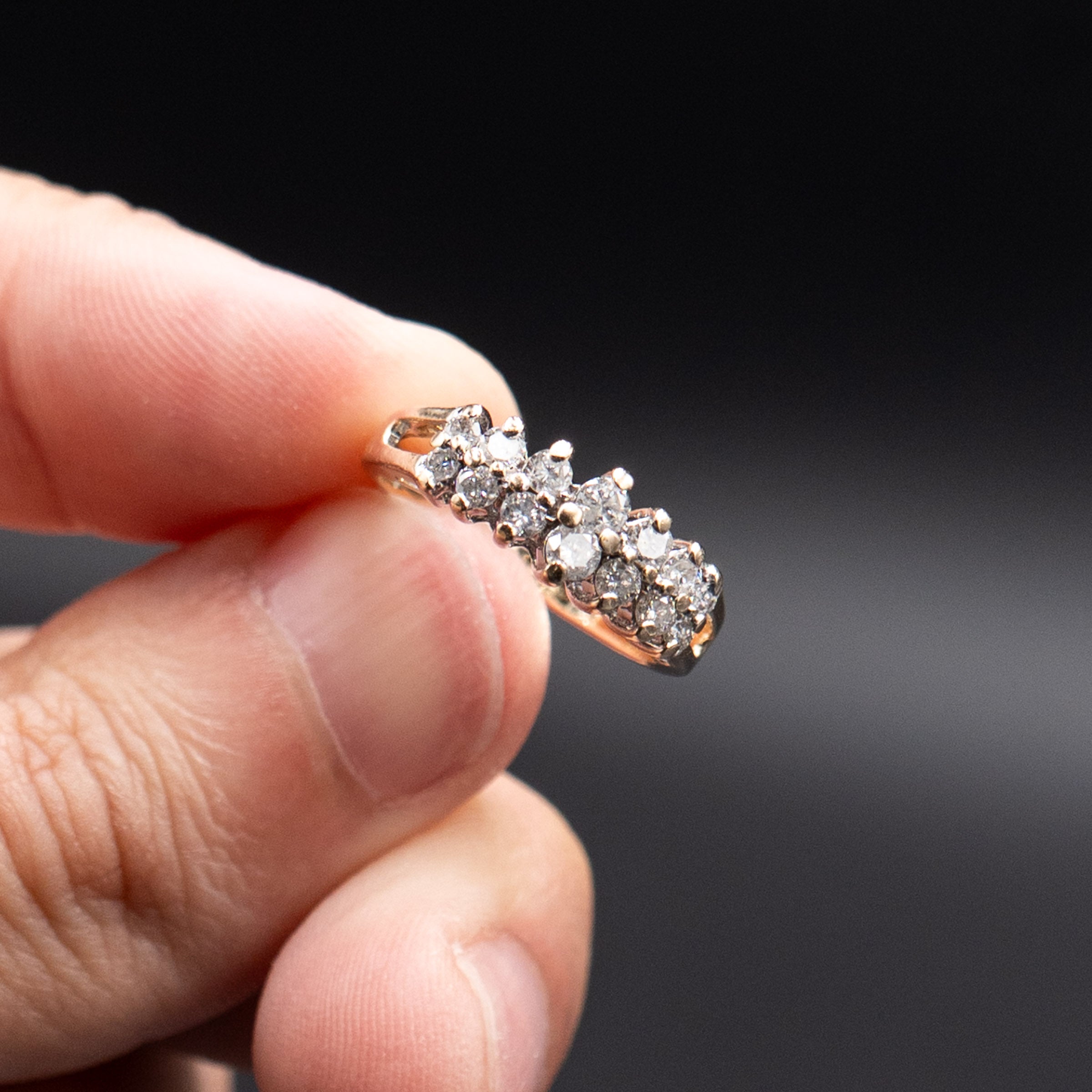 14k Yellow Gold Vintage Round Cut Gemstone Ring