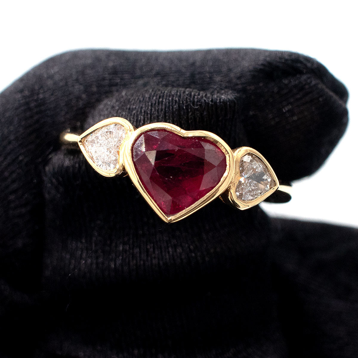 18k Yellow Gold Ruby & Diamond Heart Bezel Set Three Stone Ring