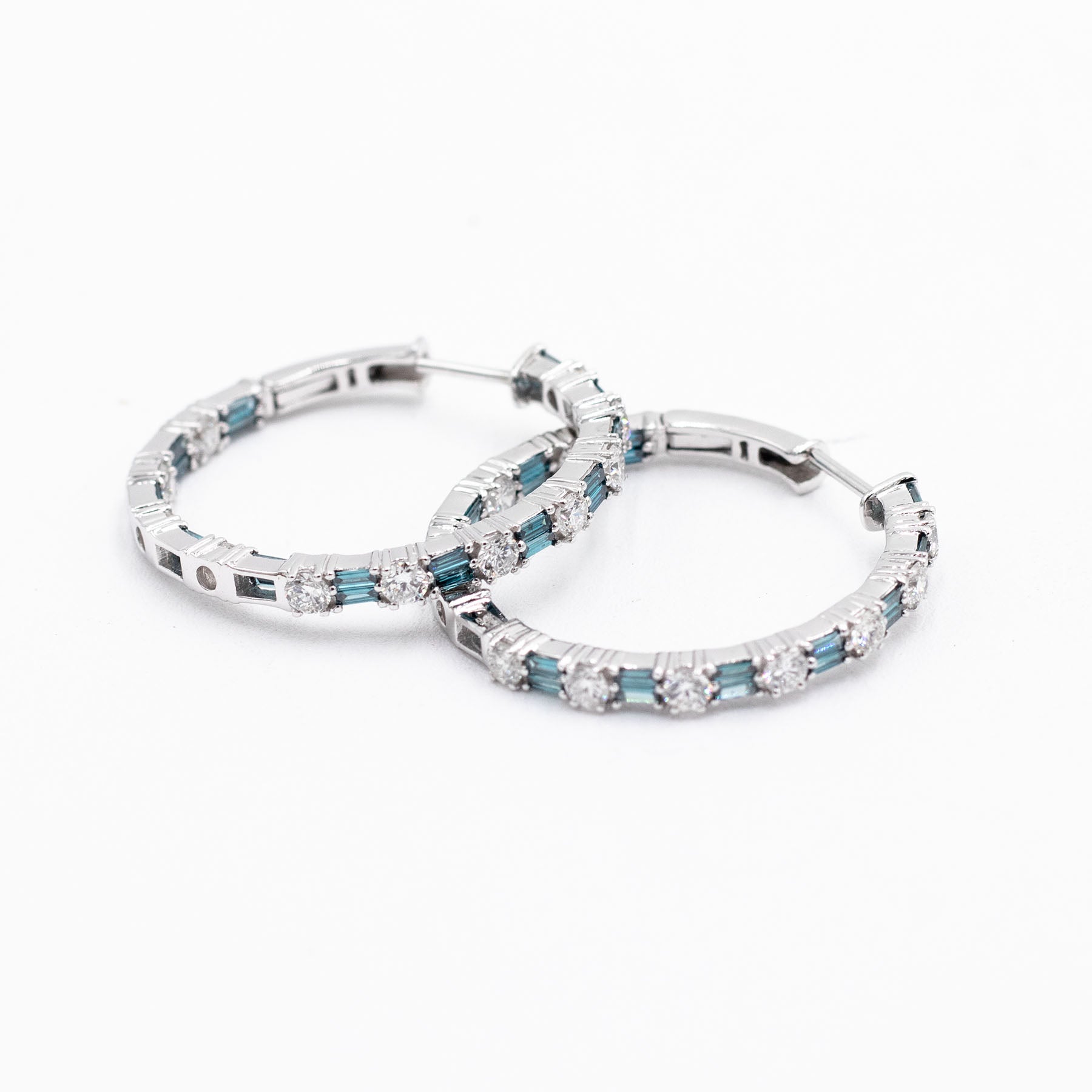 14k White Gold Round White And Blue Diamond Inside Out Hoops