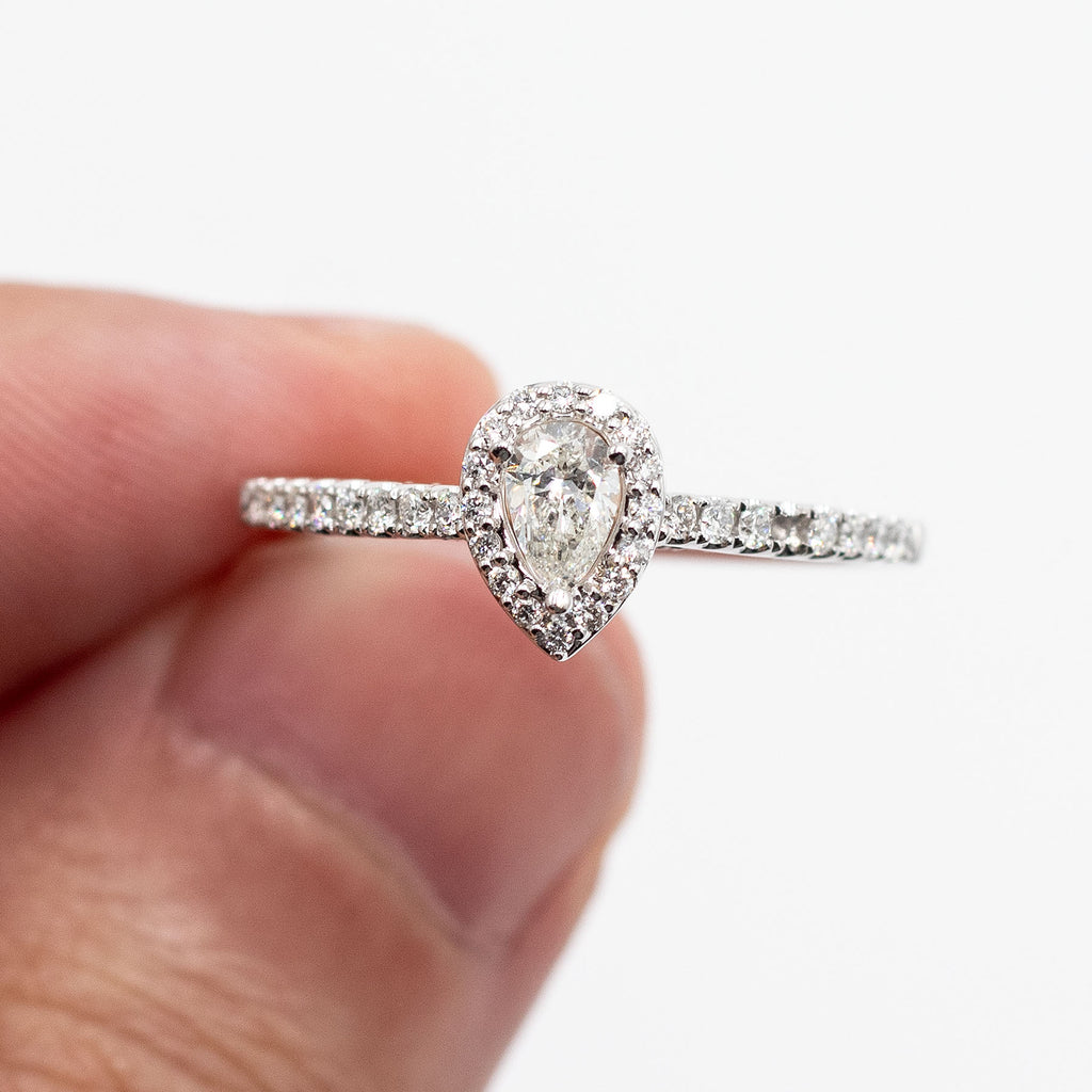 14k White Gold Disney Enchanted Merida Pear Shape Diamond Ring