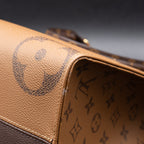 Louis Vuitton On The Go MM Monogram Shoulder Bag