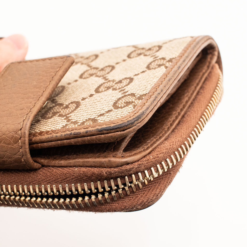 Gucci Signature Driver Coin Purse Wallet
