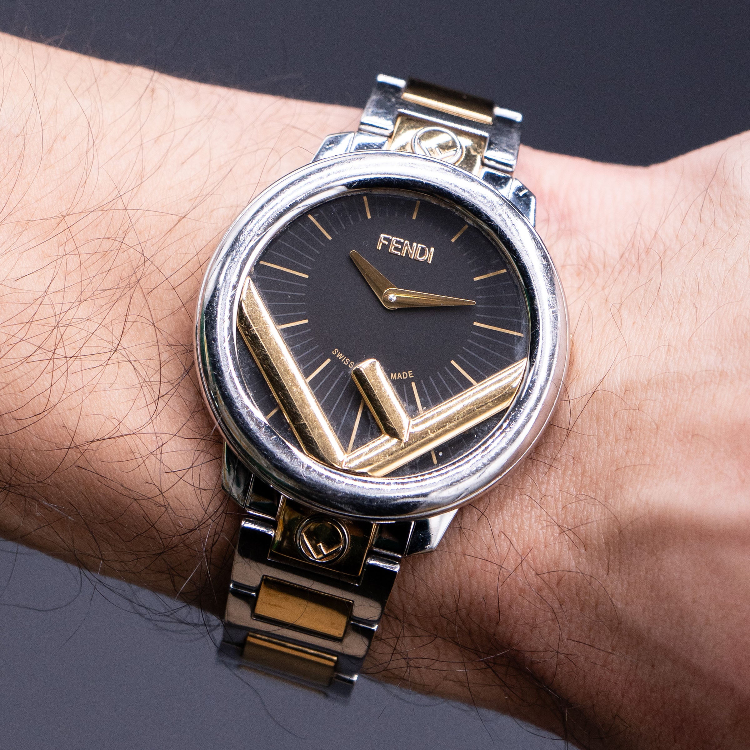 Fendi Run Away Two Tone Black Dial With Box