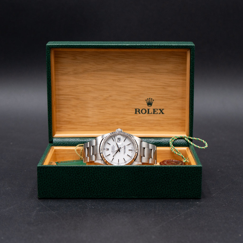 Pre-owned Rolex 16234 Datejust white dial stainless steel watch with box and papers