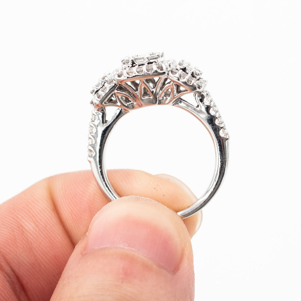 14k White Gold Baguette & Round Invisible Set Ring