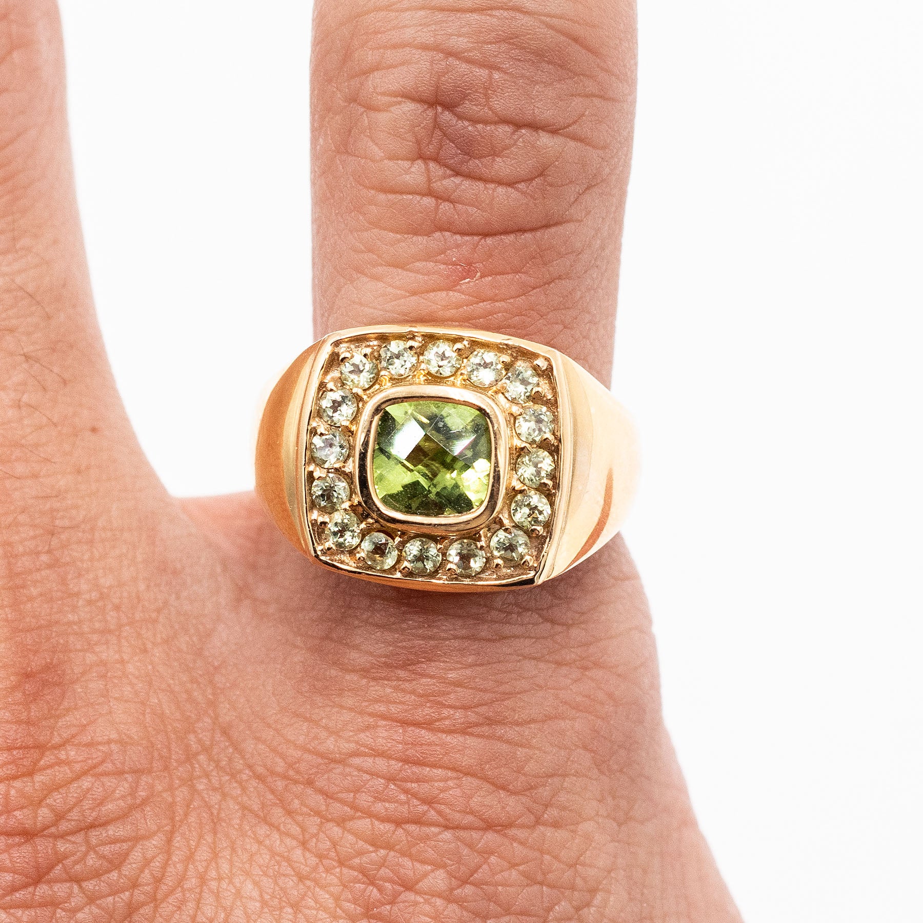 14k Yellow Gold Round Green Gemstone Ring