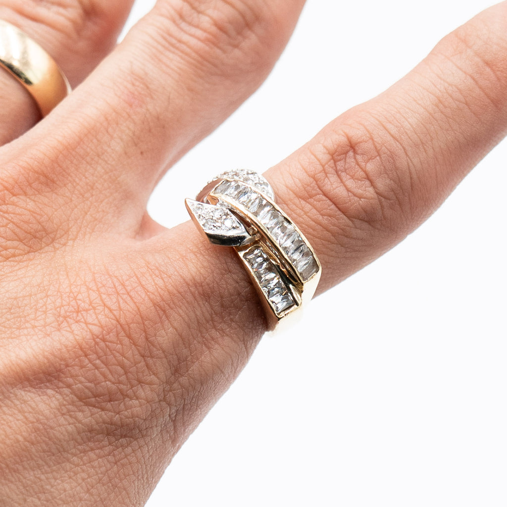 14k Yellow Gold Round & Princess Cut Gemstones Crossover Ring