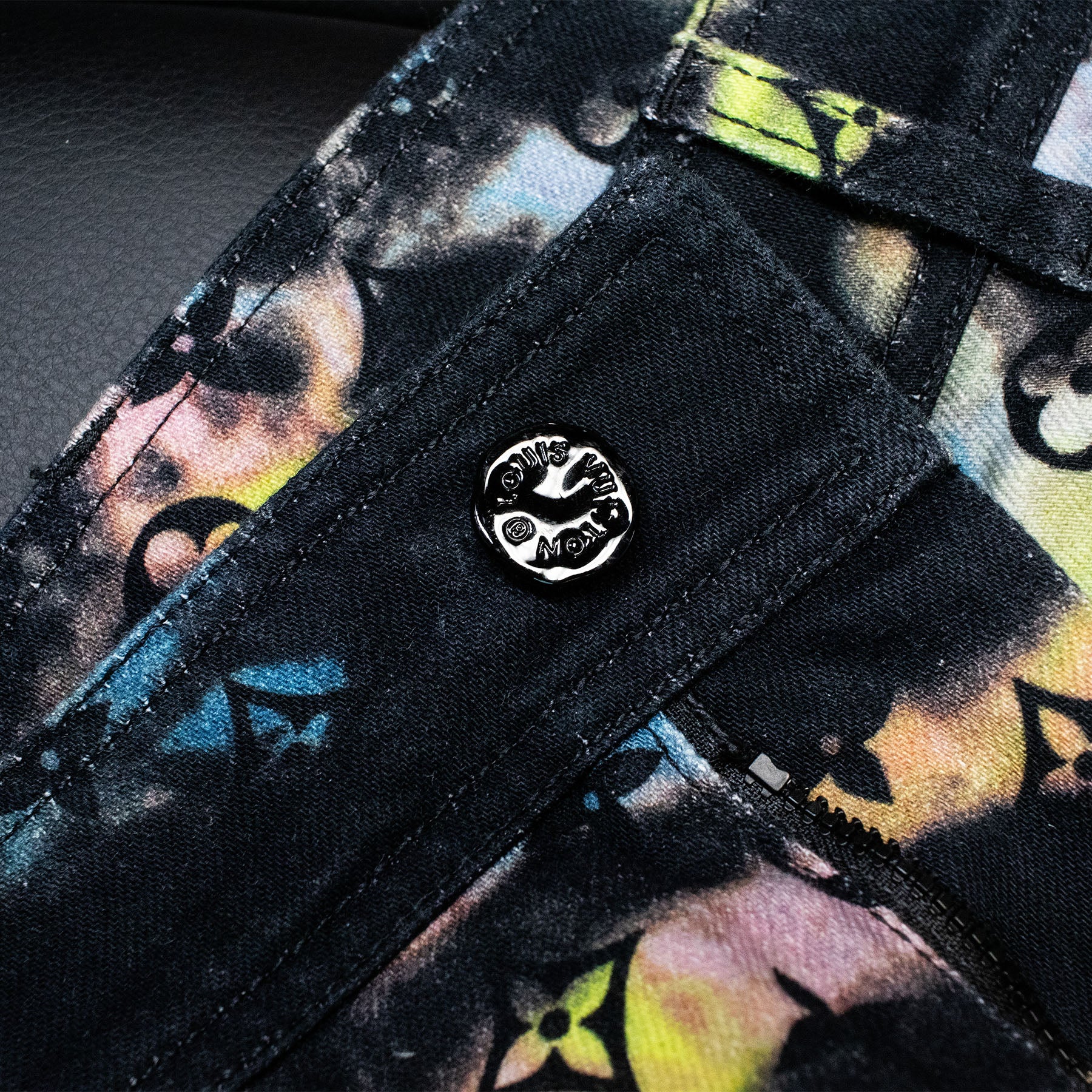 Louis Vuitton Tye Dye Cargo Jeans Size 34