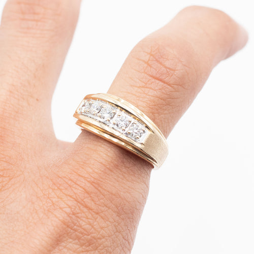 10k Yellow Gold Five Round Diamond Band Ring