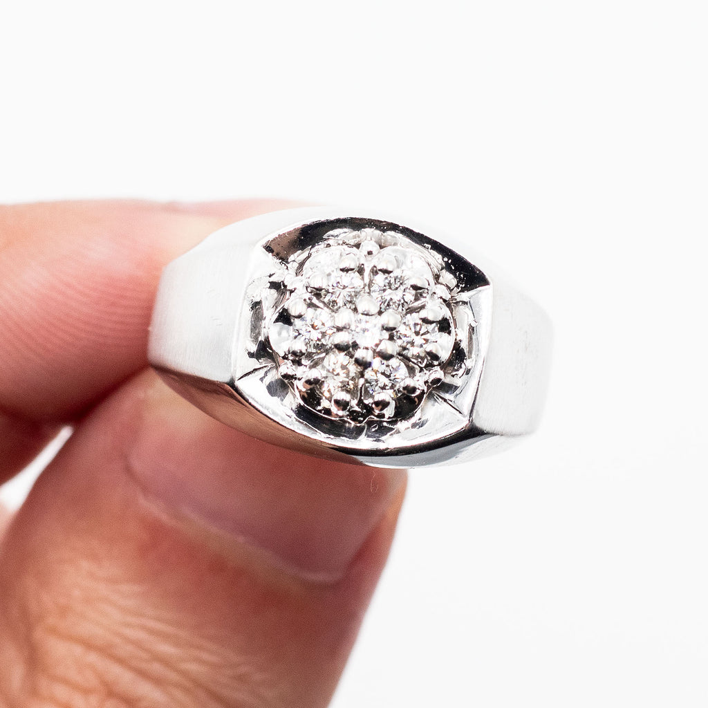 14k White Gold Round Cut Diamond Cluster Wide Ring