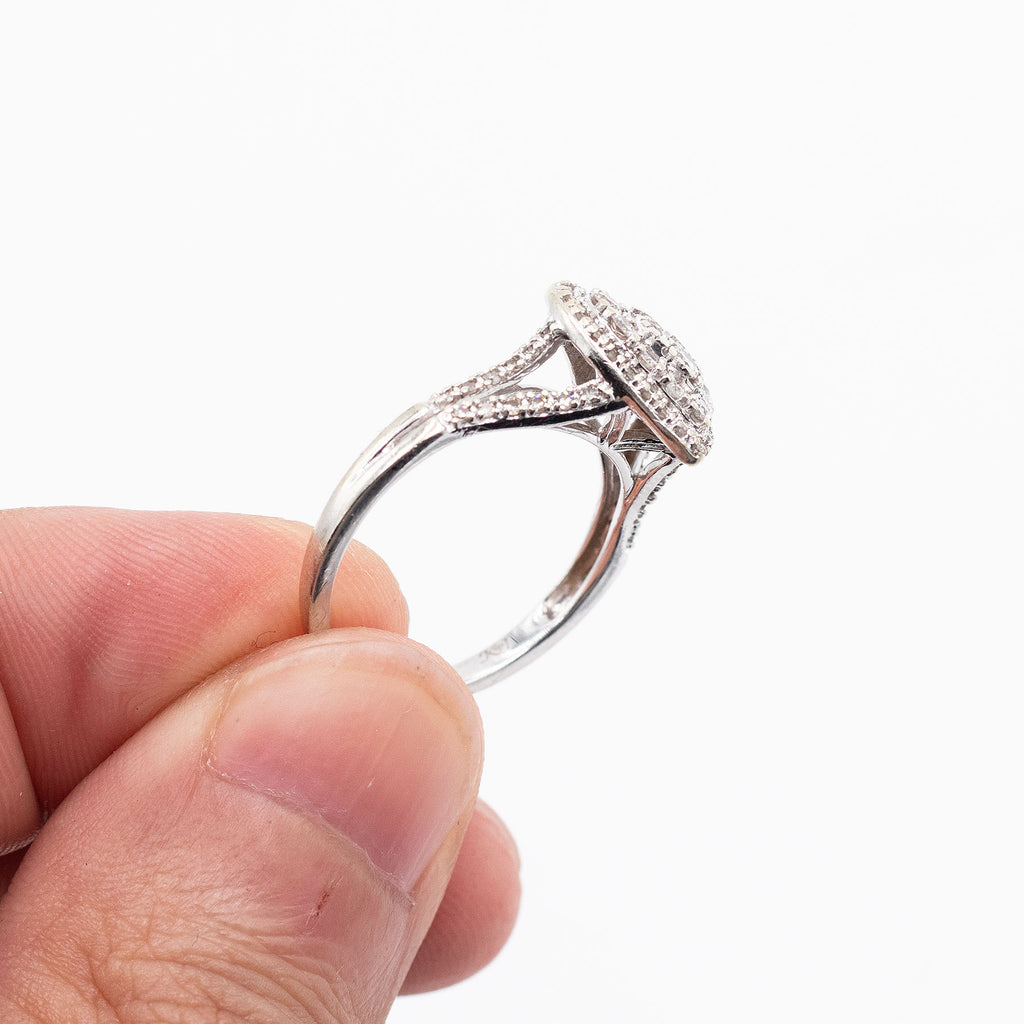 10k White Gold Diamond Pave Heart Ring
