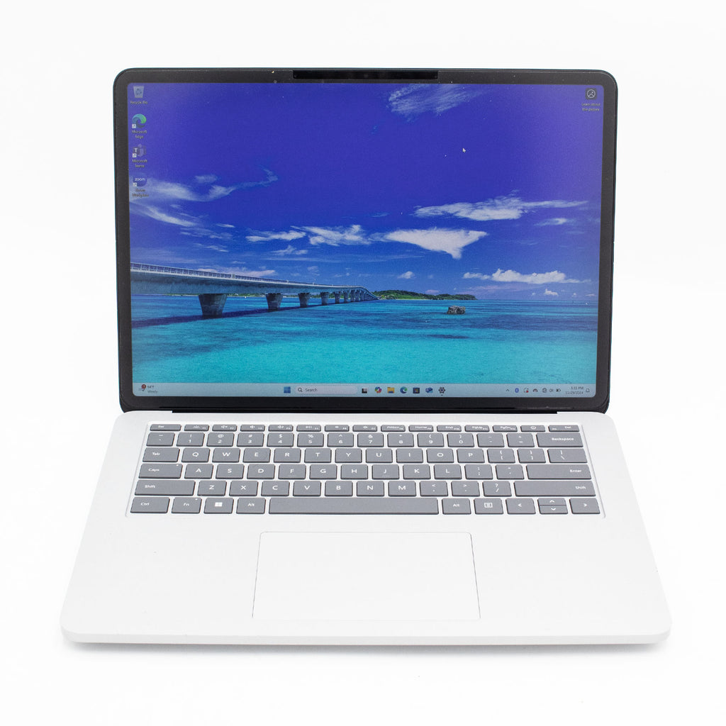 Surface Pro Studio intel i7 RTX3050ti 2TB Storage