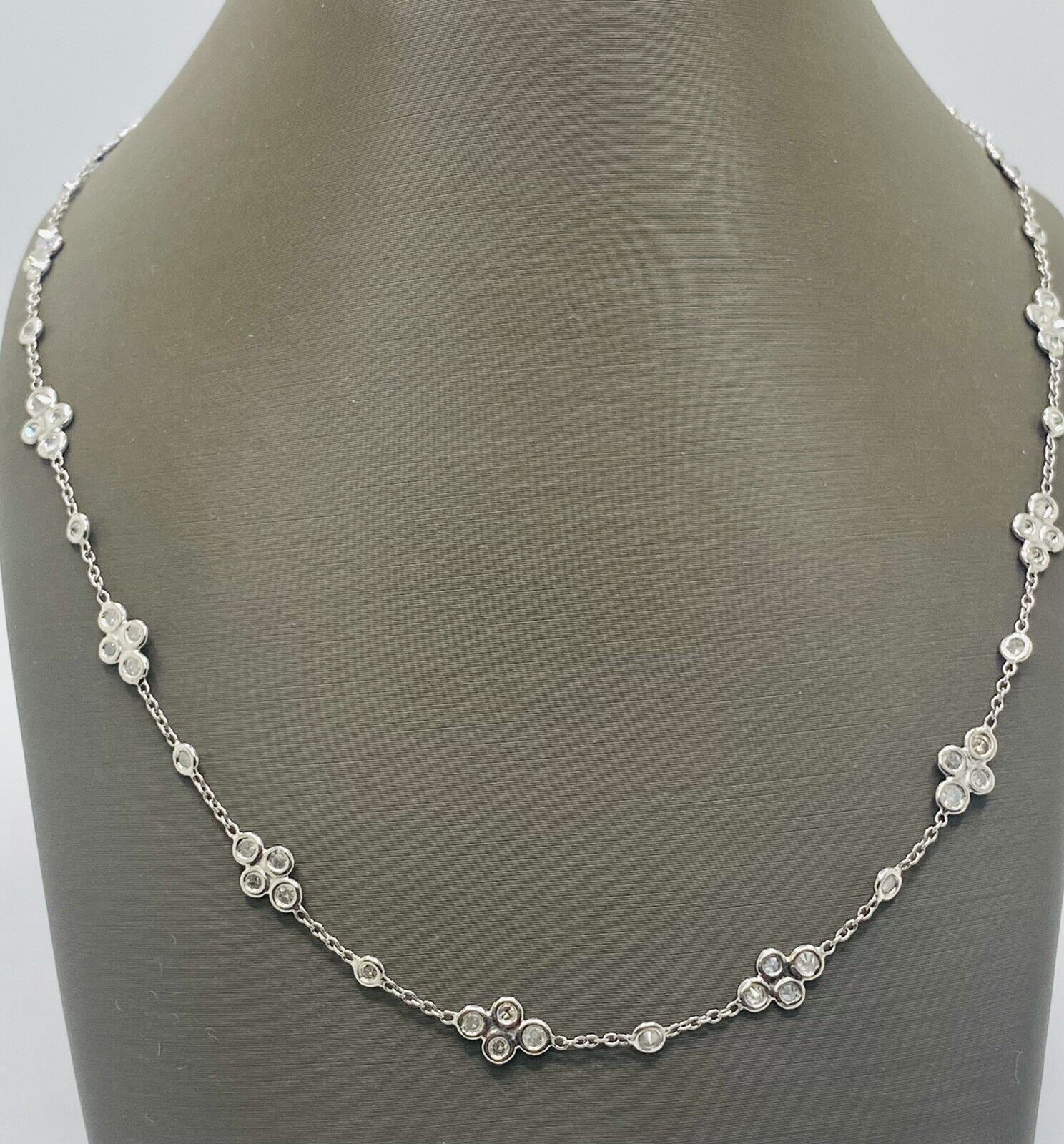 18kt White Gold Diamond Floral Stations Necklace