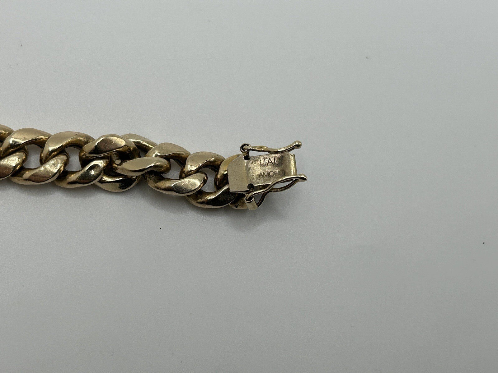 10k Yellow Gold Cuban Link Bracelet