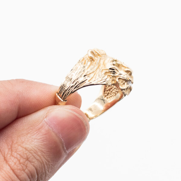 14k Yellow Gold Lion Head Ring - Image 5