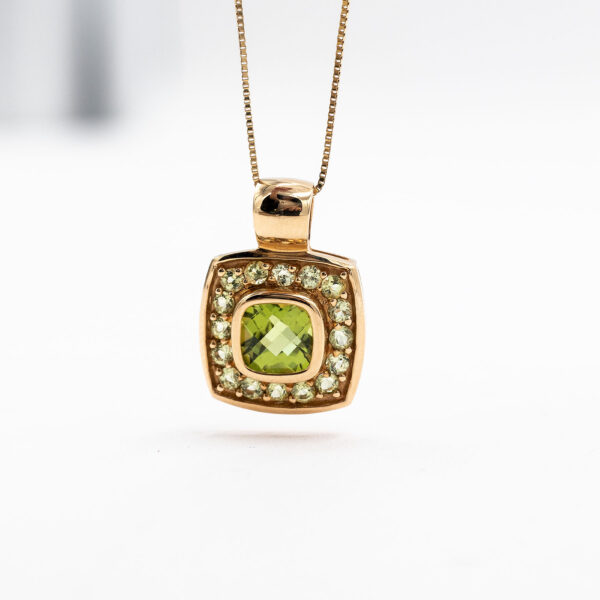 14k Yellow Gold Green Gemstone Pendant Necklace - Image 2