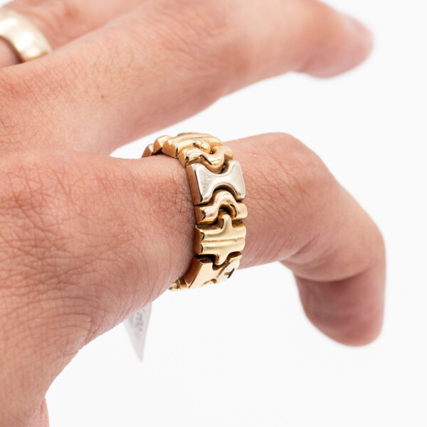 18k Yellow Gold Parentesi Style Collapsible Ring - Image 4