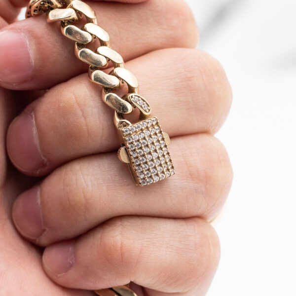 10k Yellow Gold 8mm Cuban Link Chain Bracelet - Image 3