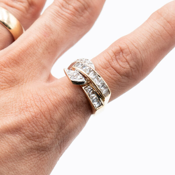 14k Yellow Gold Round & Princess Cut Gemstones Crossover Ring - Image 5