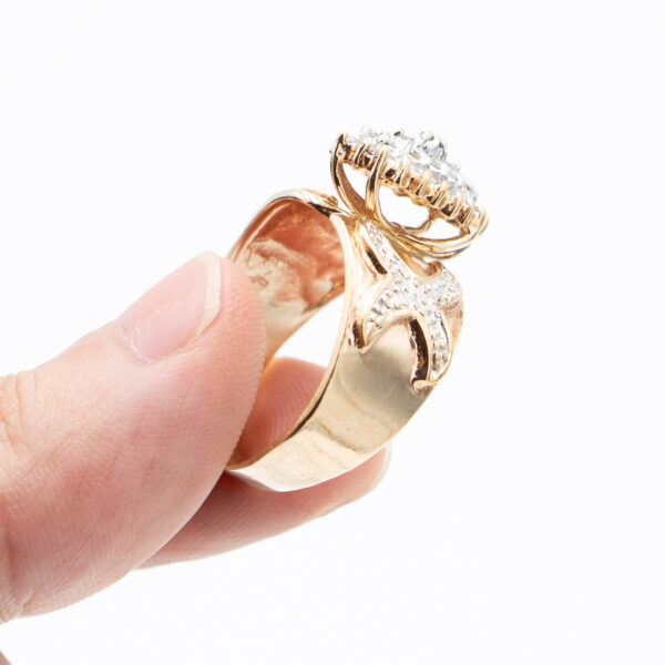 10k Yellow Gold Vintage Diamond Pave Shield Ring - Image 4