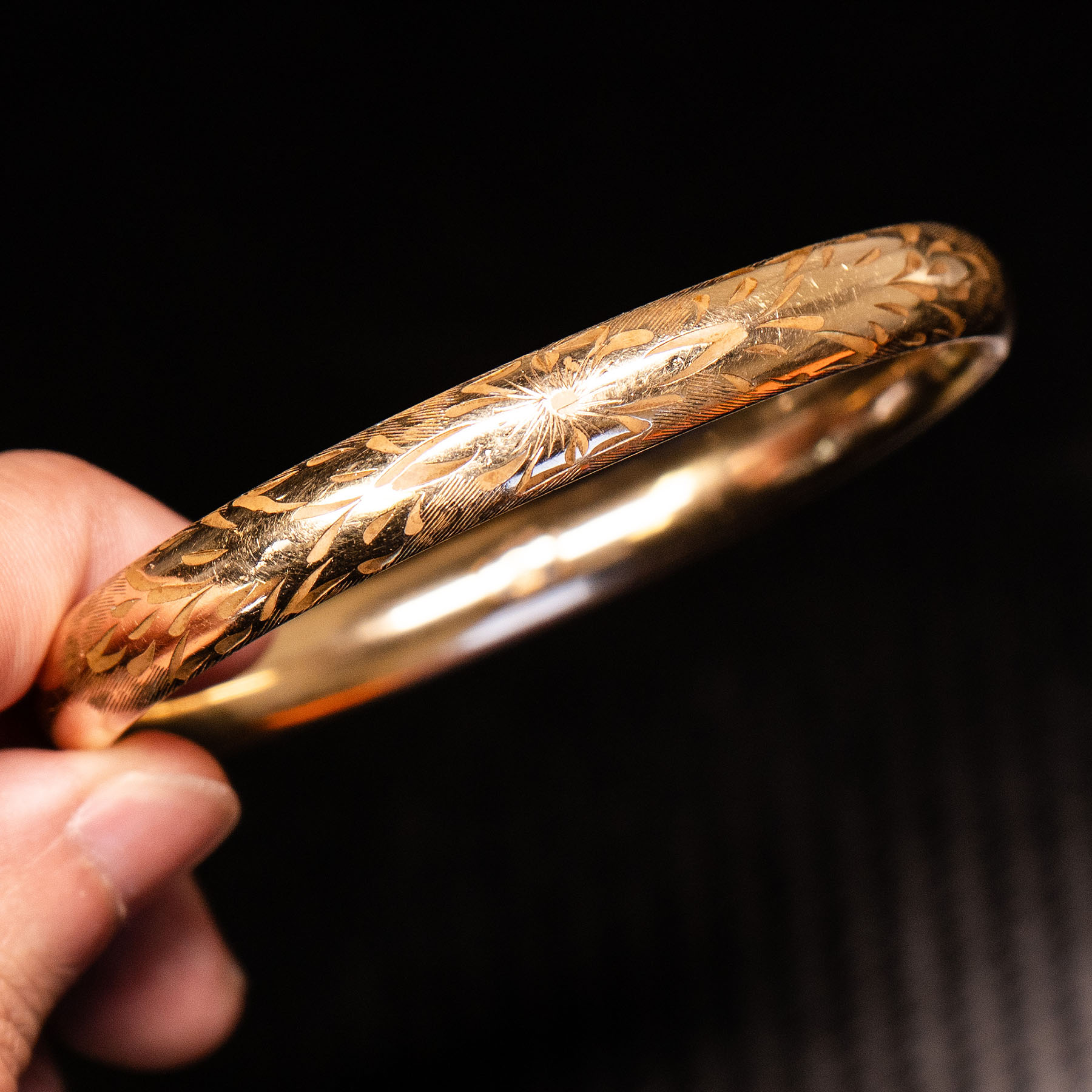 10k Yellow Gold Vintage Bangle Bracelet