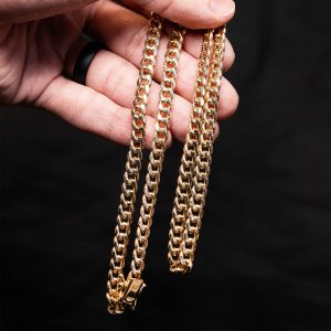 14k Yellow Gold 5mm Curb Link 18 inch Chain Necklace