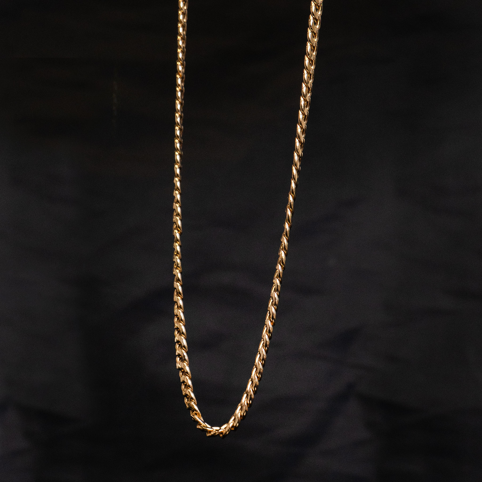14k Yellow Gold 5mm Curb Link 18 inch Chain Necklace - Image 2